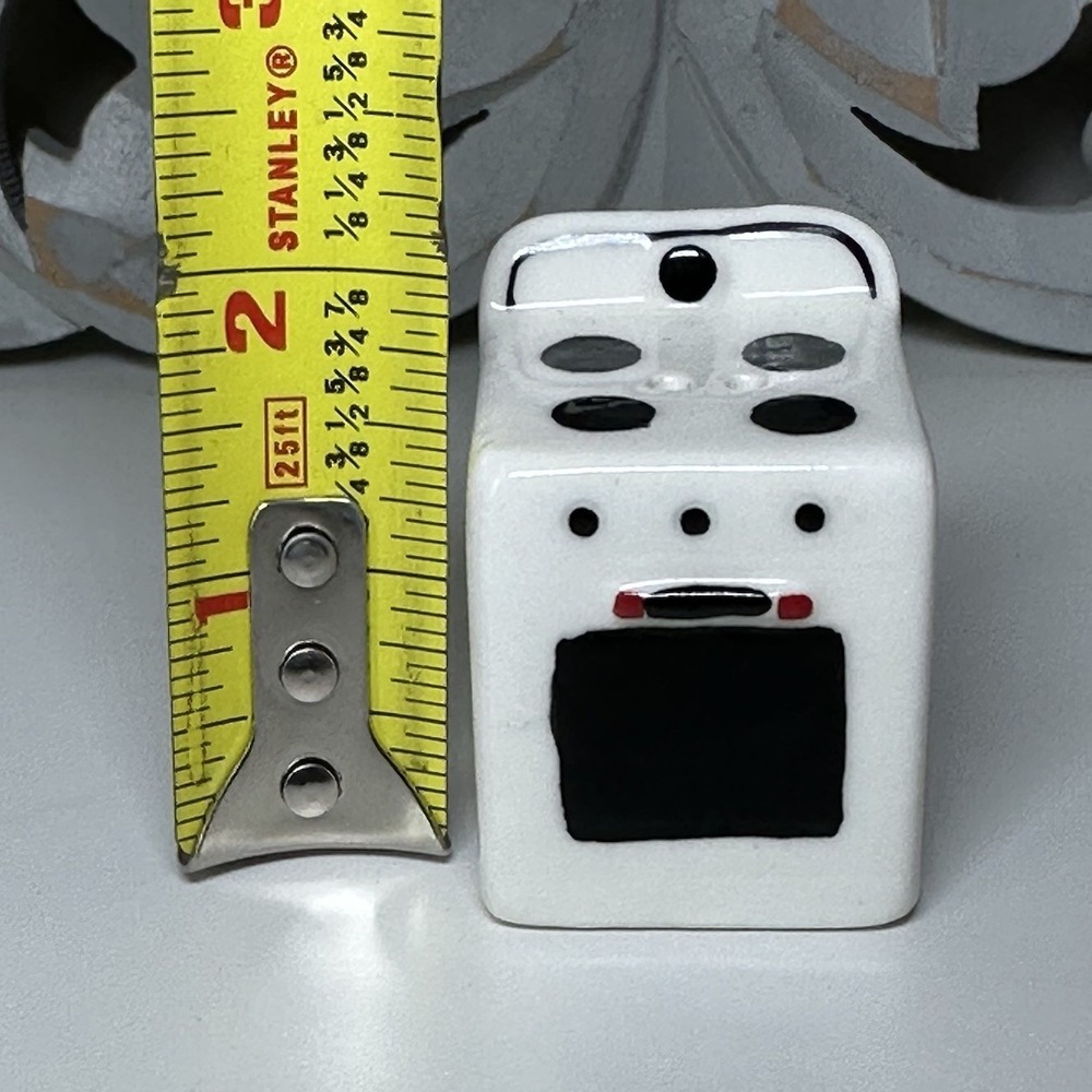 Cracker Barrel Stove & Refrigerator Mini Salt And Pepper Shaker Set - Picture 5 of 8